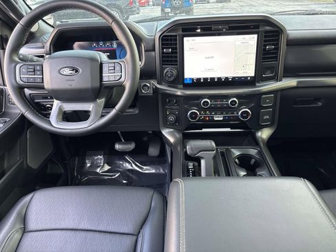 Used 2025 Ford F150 Lariat w/ Equipment Group 501A Mid image 32