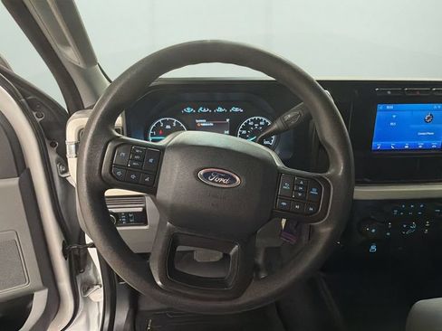 Used 2023 Ford F250 XL AWD/4WD image 12