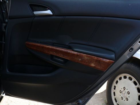 Used 2012 Honda Accord EX-L image 33