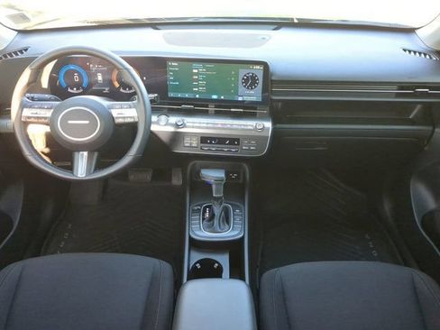 Used 2025 Hyundai Kona SEL FWD image 14