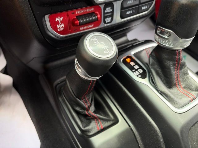 Used 2021 Jeep Wrangler Unlimited Rubicon AWD/4WD image 22