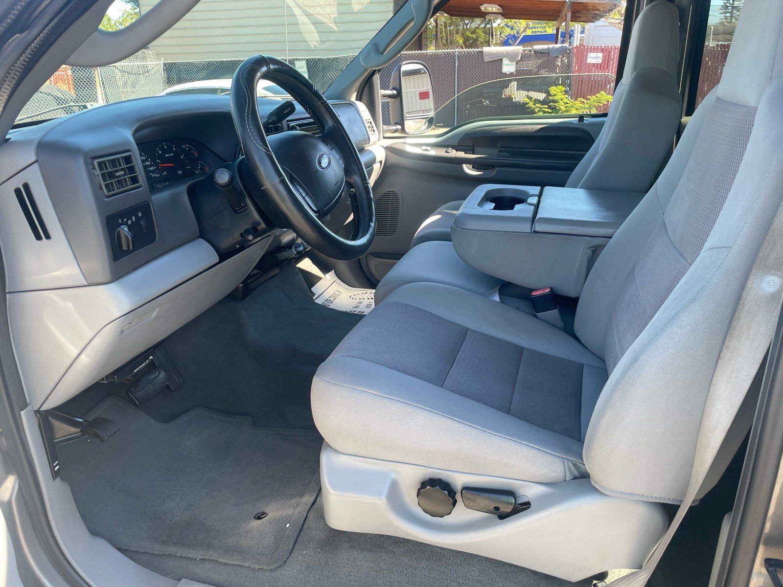 Used 2004 Ford F250 XLT AWD/4WD image 10