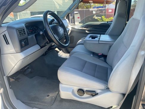 Used 2004 Ford F250 XLT AWD/4WD image 10