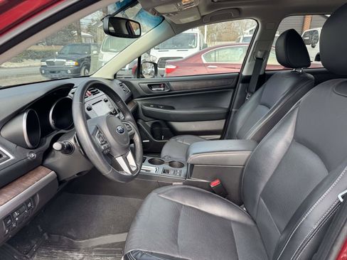 Used 2017 Subaru Outback 2.5i Limited image 13