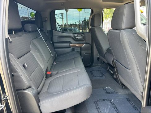 Used 2021 Chevrolet Silverado 1500 RST image 10