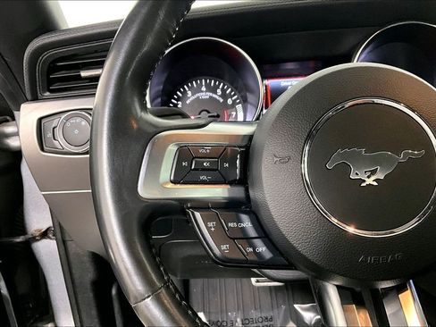 Used 2022 Ford Mustang Premium image 18