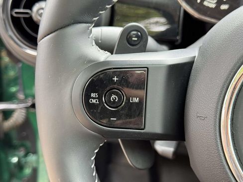 Used 2024 MINI Cooper S FWD image 18