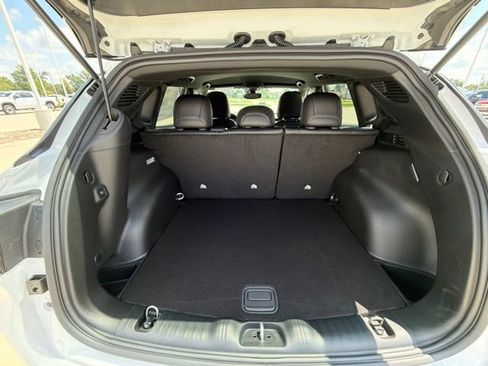 New 2026 Jeep Compass Latitude AWD/4WD image 22