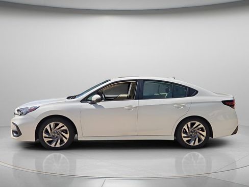 Used 2024 Subaru Legacy Limited AWD/4WD image 3
