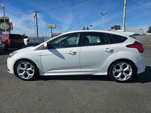 Used 2014 Ford Focus ST FWD image 9