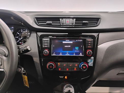 Used 2020 Nissan Rogue Sport S w/ Appearance Package FWD image 29