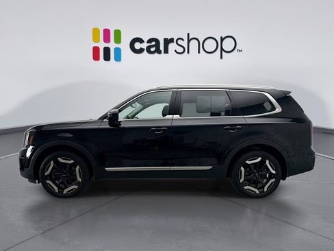 Used 2023 Kia Telluride EX w/ EX Captain's Chair Package FWD image 2