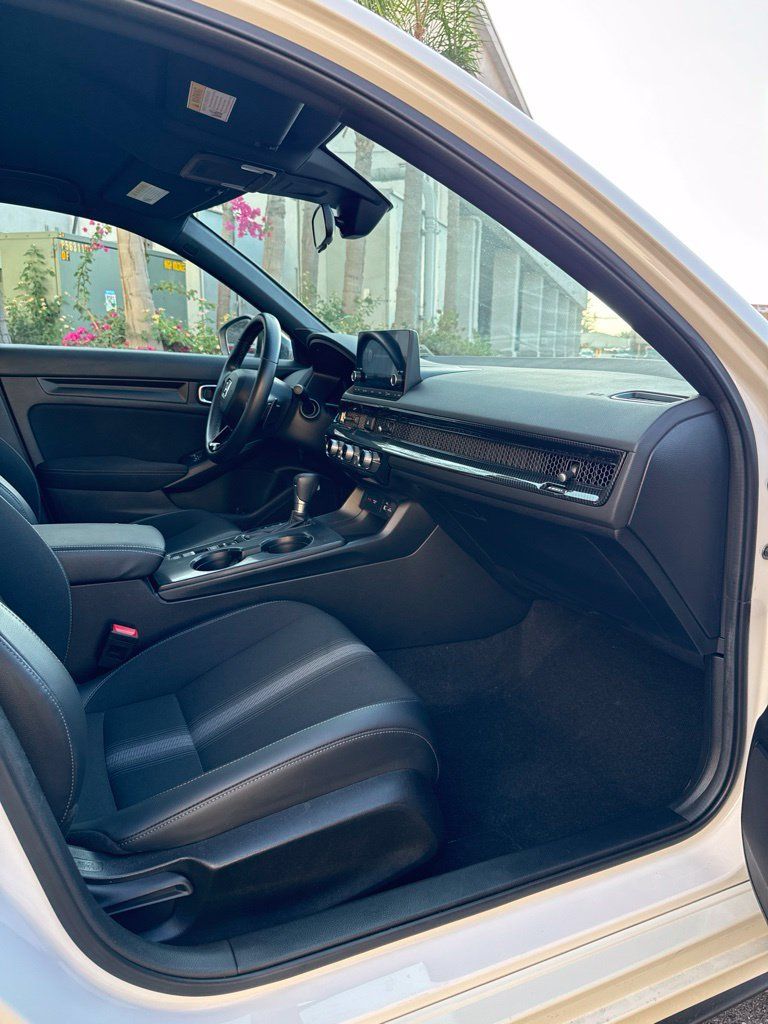 Used 2023 Honda Civic Sport image 20