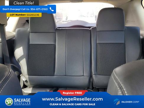 Used 2014 Jeep Compass Latitude AWD/4WD image 13