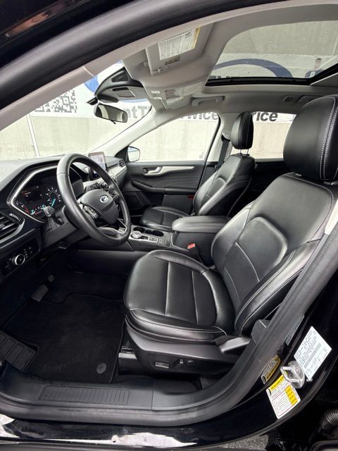 Used 2022 Ford Escape SEL AWD/4WD image 18