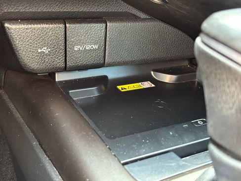 Used 2023 Toyota Camry SE w/ Audio Upgrade Package image 12