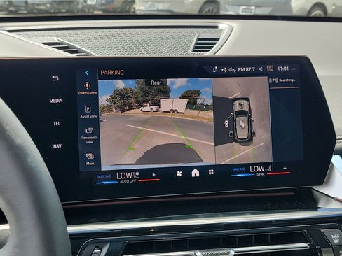 New 2026 BMW X1 xDrive28i w/ Technology Package AWD/4WD image 19