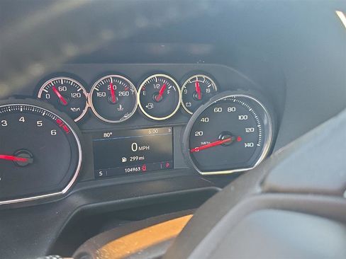 Used 2021 Chevrolet Tahoe LT image 2