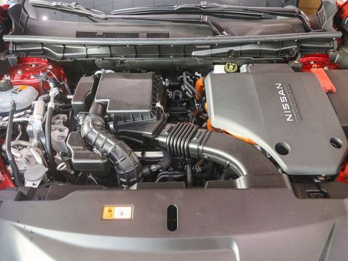 New 2026 Nissan Rogue Platinum AWD/4WD image 13
