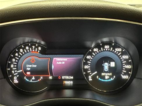 Used 2015 Lincoln MKC Base w/ Equipment Group 102A Reserve image 12