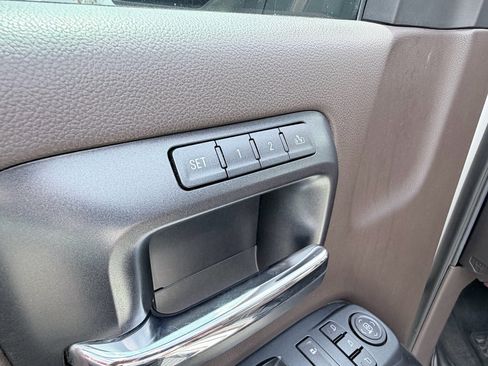 Used 2015 Chevrolet Silverado 1500 High Country w/ High Country Premium Package image 33