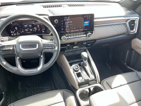 Used 2025 GMC Canyon Denali image 15