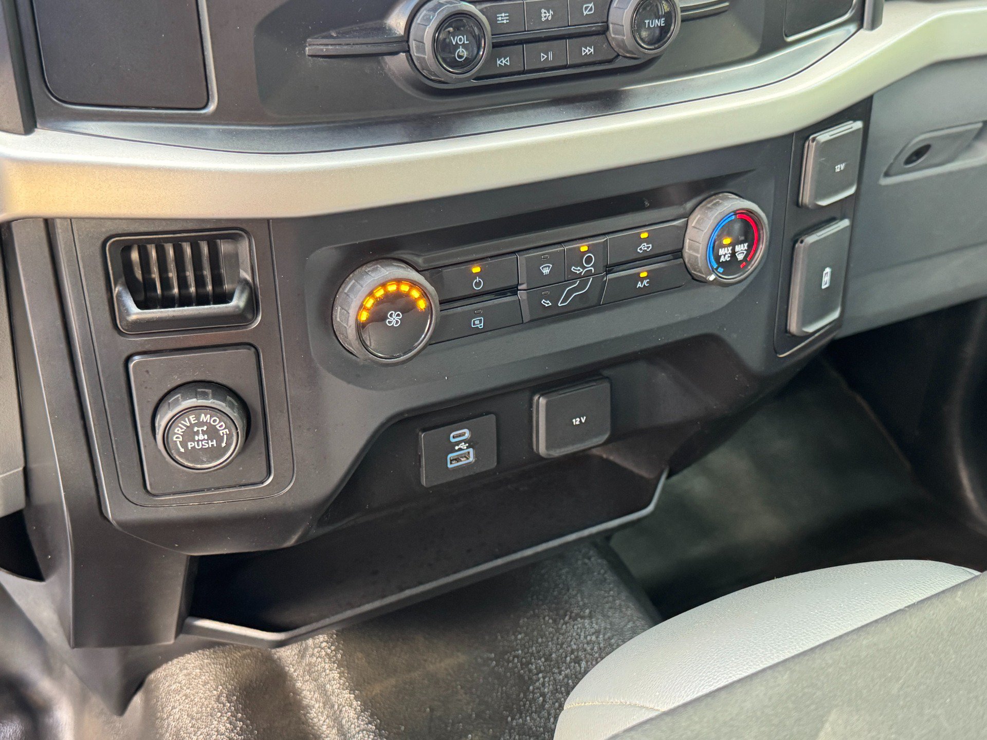 Used 2021 Ford F150 XL w/ Equipment Group 101A High RWD image 34