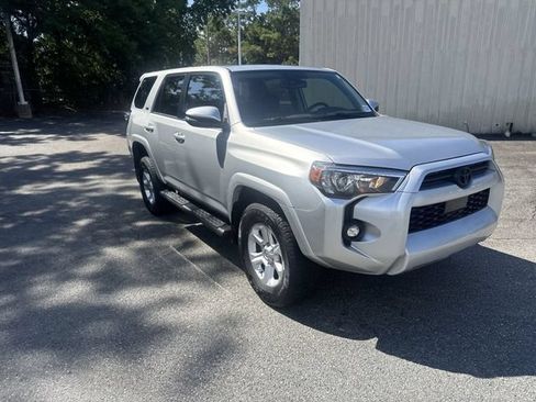 Used 2023 Toyota 4Runner SR5 Premium w/ Moonroof Package AWD/4WD image 3