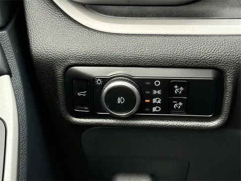 Certified 2023 Ford Explorer XLT w/ Equipment Group 202A image 22