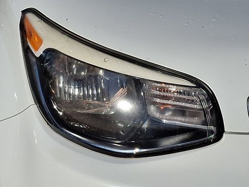 Used 2016 Kia Soul image 9