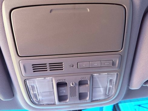 Used 2017 Honda Accord EX-L image 30