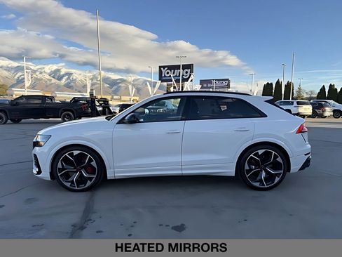 Used 2023 Audi RS Q8 w/ Black Optic Package image 2