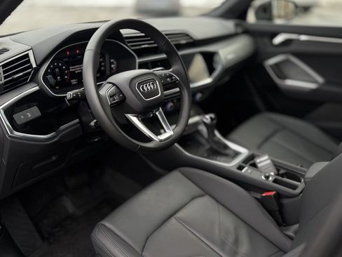 Certified 2025 Audi Q3 2.0T Premium w/ Convenience Package image 14