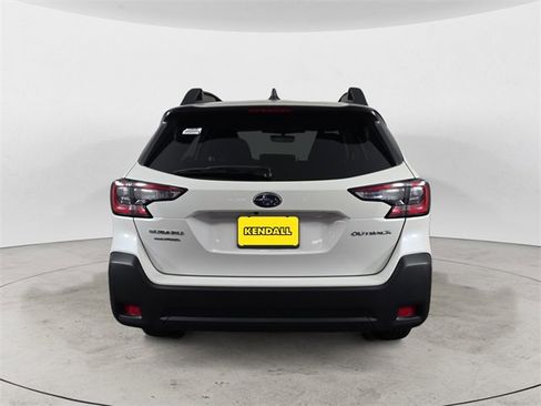 Certified 2025 Subaru Outback Premium image 4