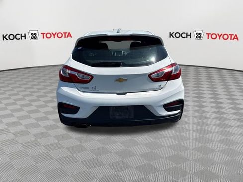 Used 2017 Chevrolet Cruze LT w/ RS Package FWD image 7