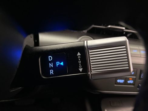 Used 2025 Hyundai Kona Limited FWD image 22