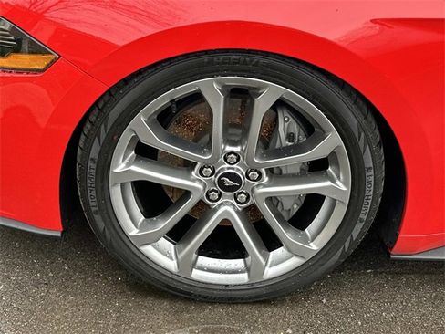 Used 2022 Ford Mustang GT Premium image 9