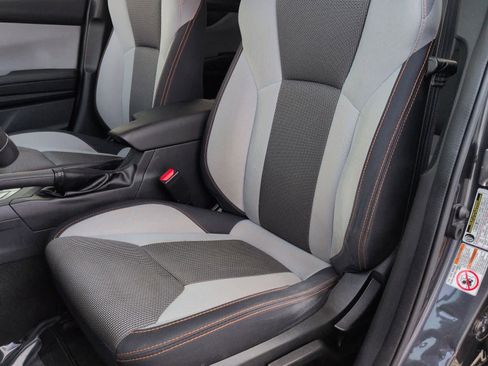 Used 2019 Subaru Crosstrek 2.0i Premium image 17