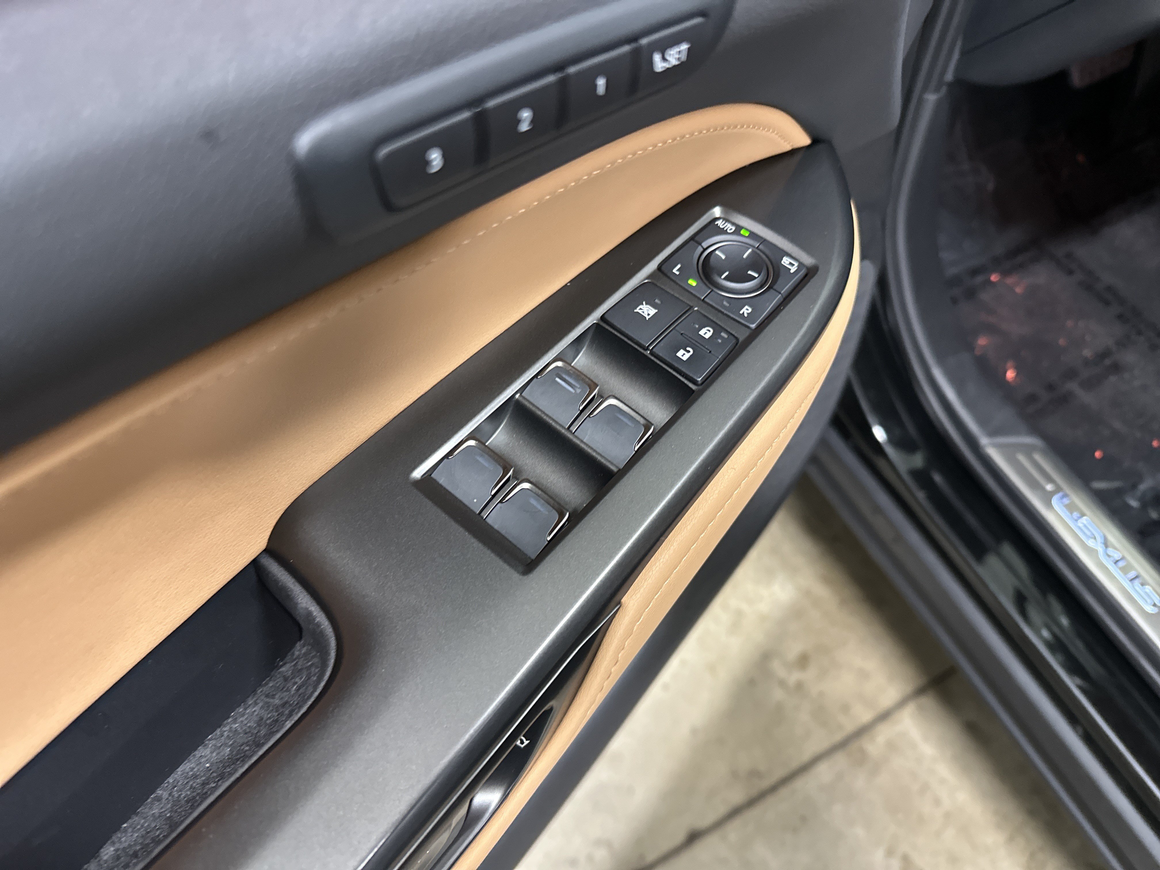 Certified 2026 Lexus NX 350 AWD w/ Accessory Package (2T) image 15