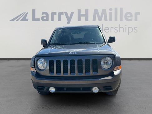 Used 2017 Jeep Patriot Sport w/ Power Value Group FWD image 8