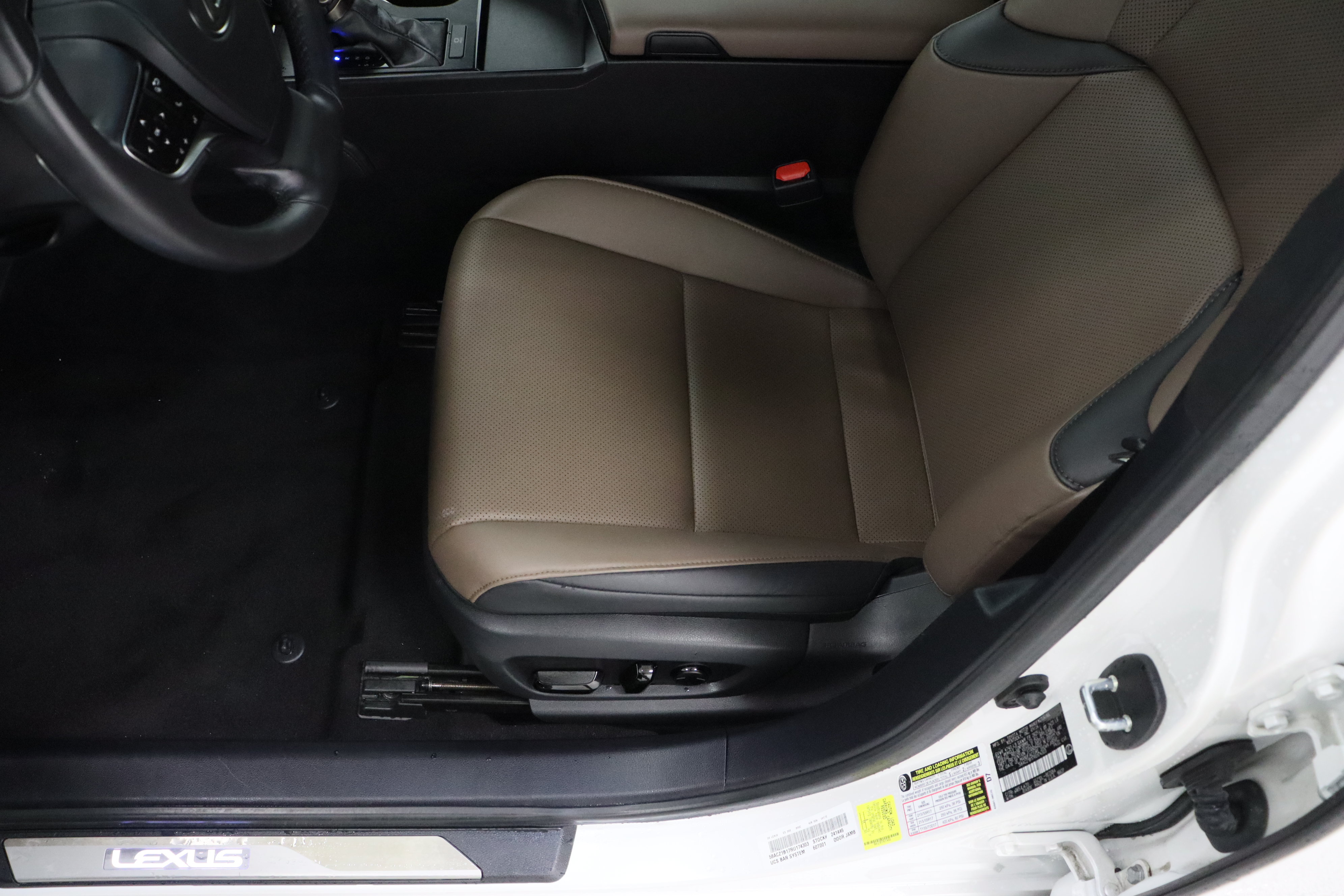 Used 2024 Lexus ES 350 w/ Accessory Package (Z1) FWD image 15