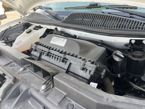 Used 2021 Chevrolet Express 2500 w/ Driver Convenience Package RWD image 20