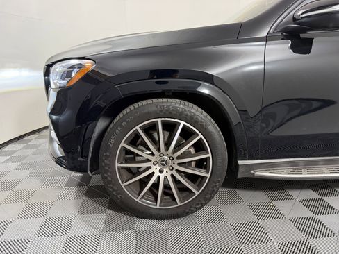 Used 2023 Mercedes-Benz GLS 450 4MATIC image 12