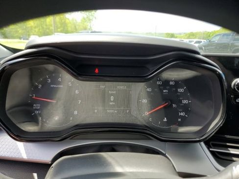 Used 2024 Chevrolet Trax LS w/ LS Convenience Package FWD image 24