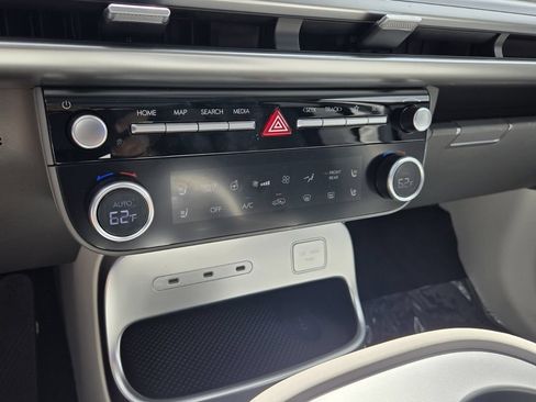 Certified 2026 Hyundai Ioniq 9 Limited AWD/4WD image 21