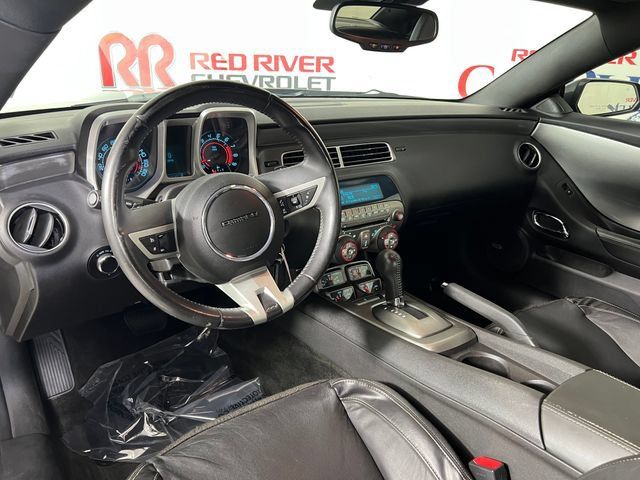 Used 2010 Chevrolet Camaro SS w/ RS Package RWD image 12