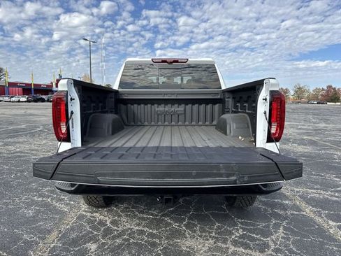 New 2026 GMC Sierra 1500 AT4X image 24