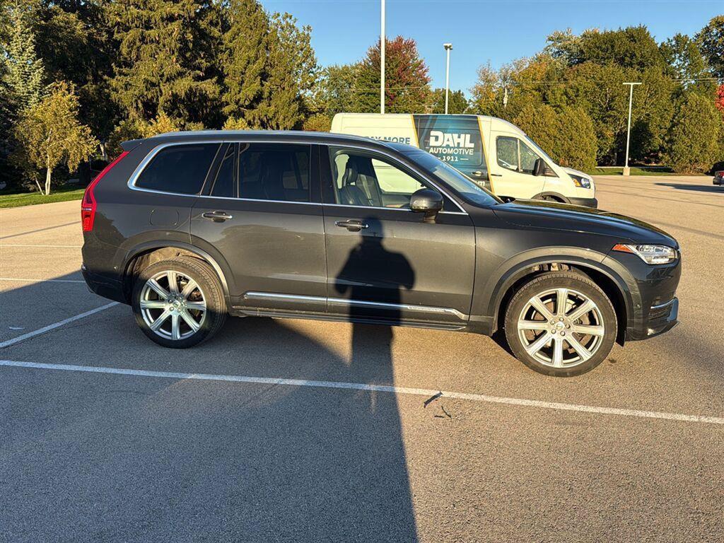 Used 2016 Volvo XC90 T6 Inscription w/ Vision Package AWD/4WD image 5