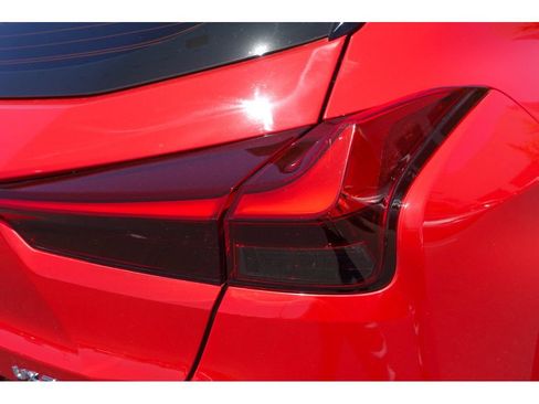 Used 2019 Lexus UX 200 w/ Premium Package FWD image 6