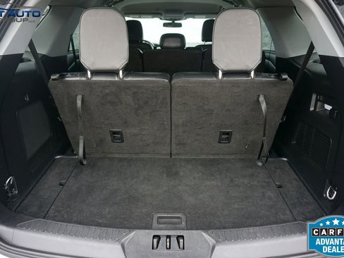 Used 2023 Ford Explorer Limited image 17